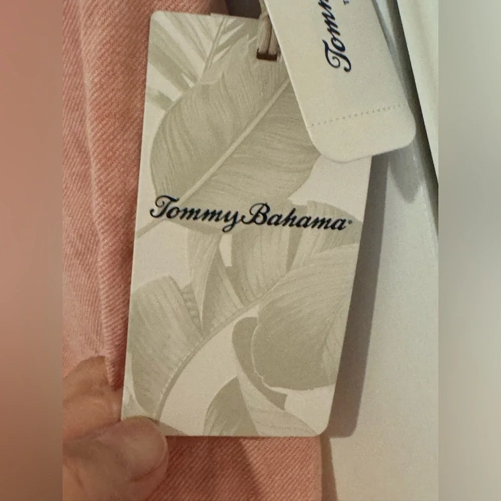 NWT Tommy Bahama‎ Men’s Beach Linen Blend 8” Flat Front Shorts in Serape